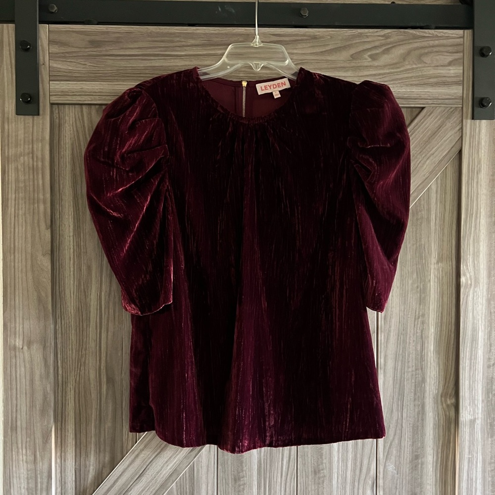 Velvet Top